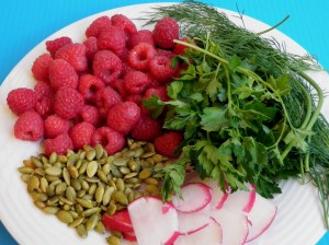 raspberry pumpkin seed salad
